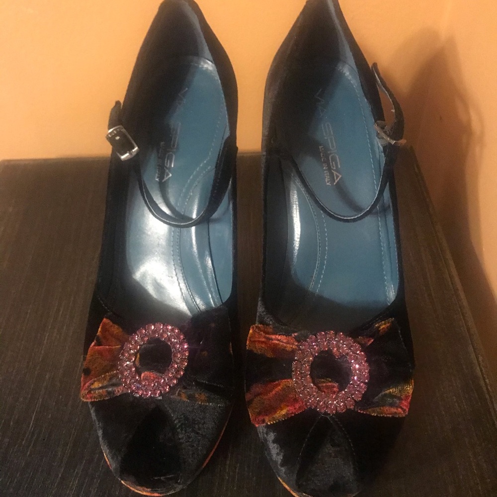 Wedge heel velour